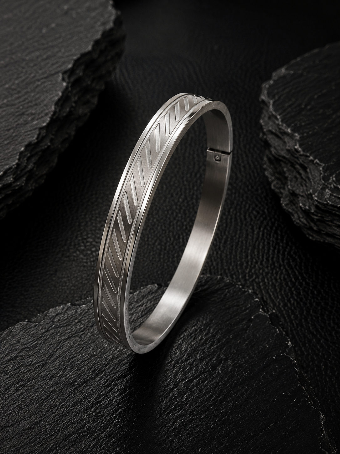 Meridian Cuff