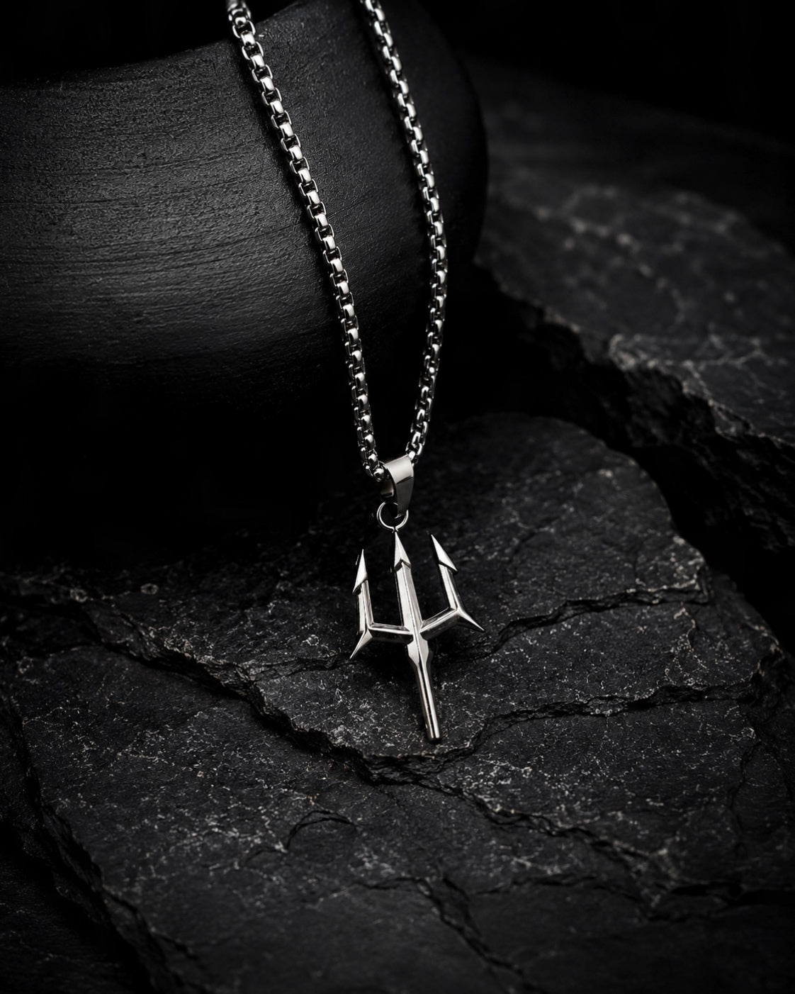 Men’s Trident Pendant