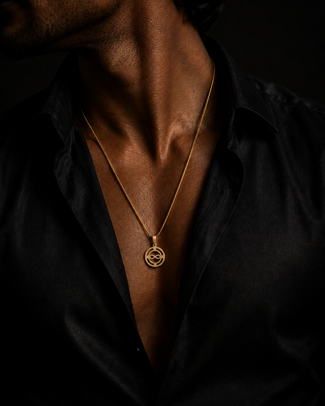 Infinity Crest Pendant
