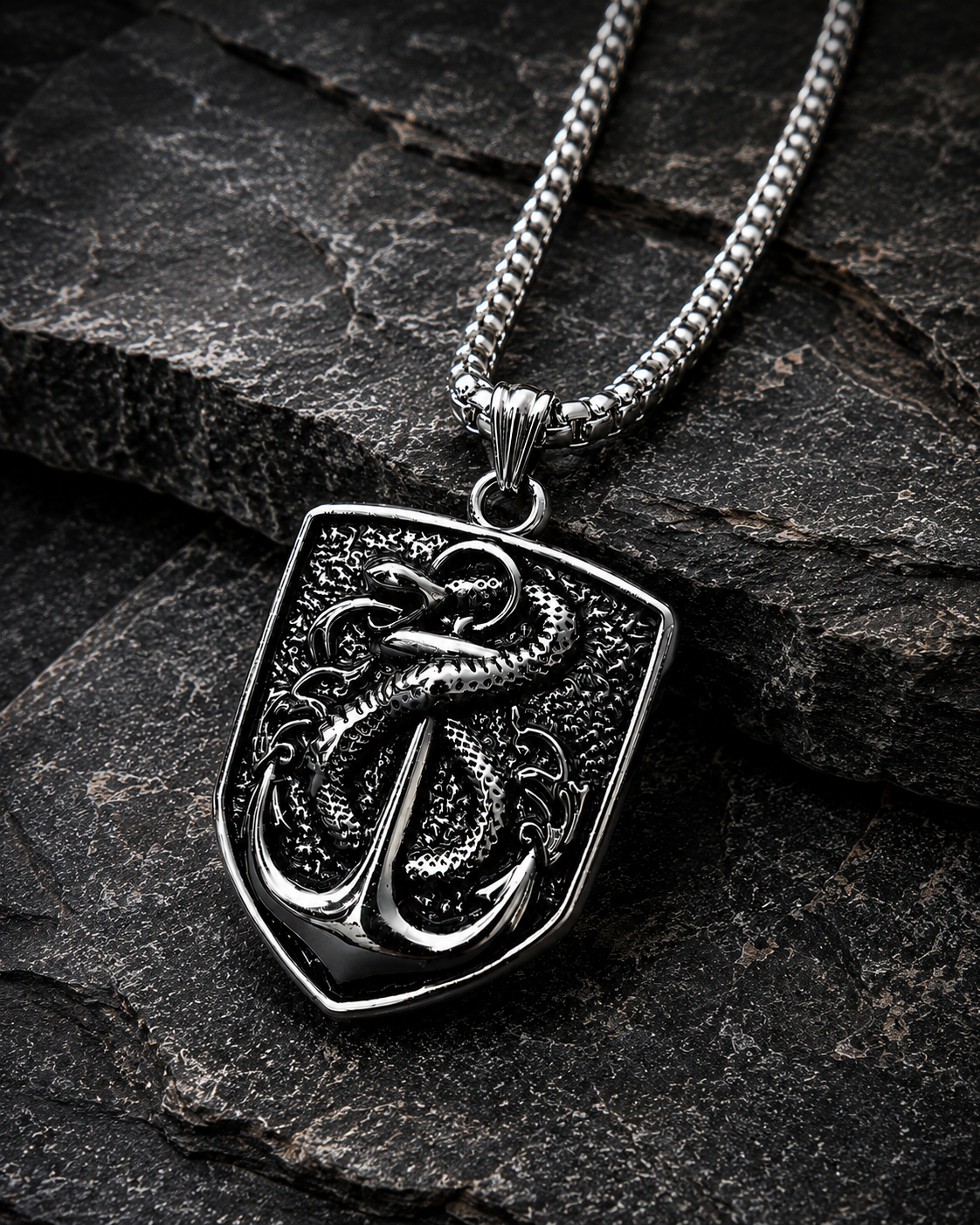 Men’s Premium Serpent Pendant