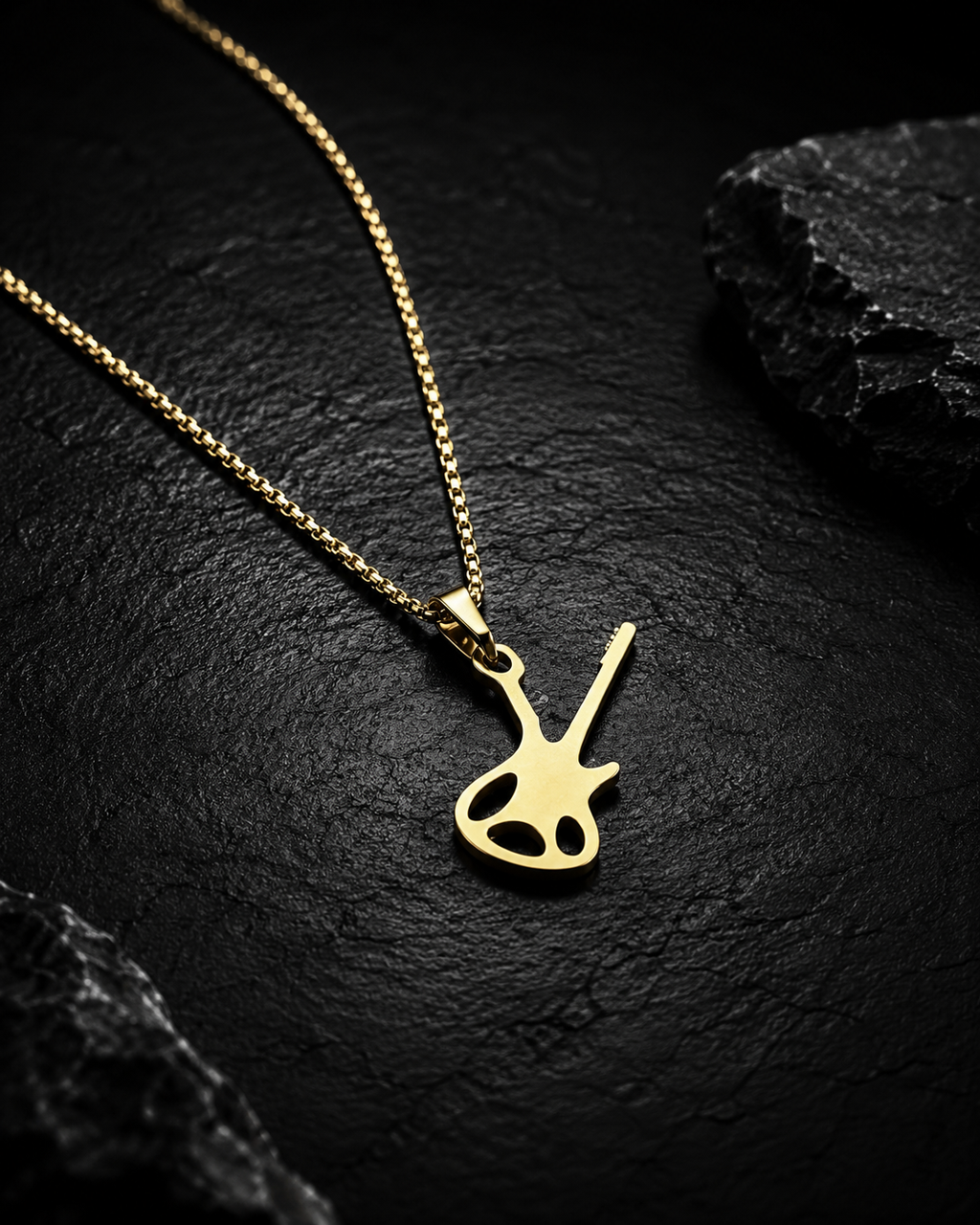 The Maverick Pendant
