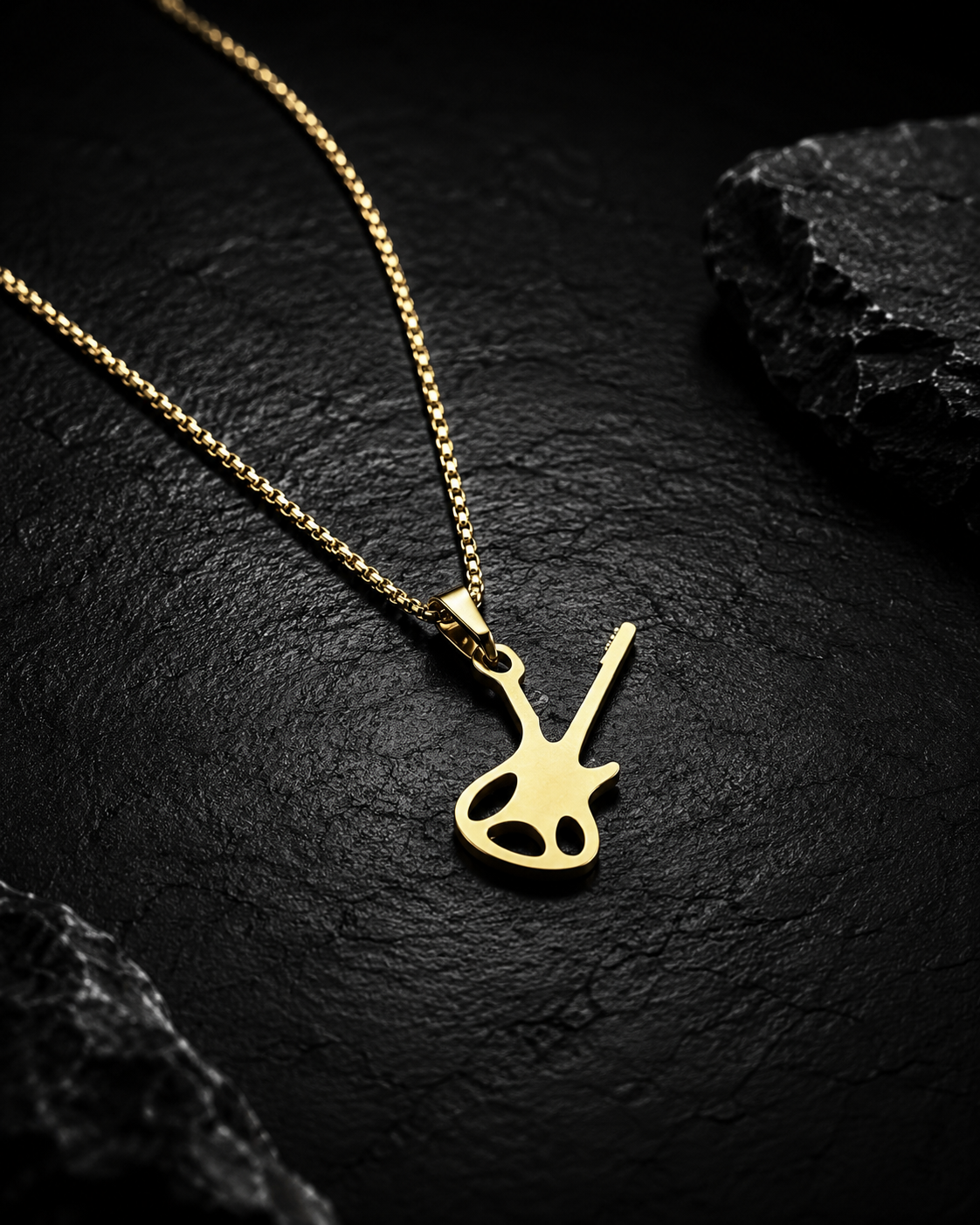 The Maverick Pendant