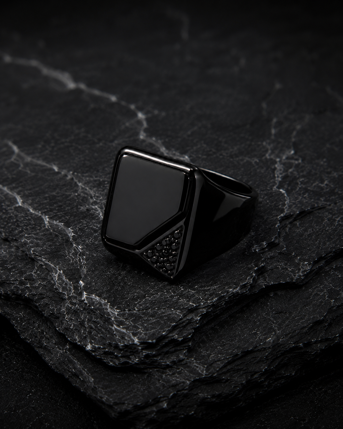 Crest Signet Ring